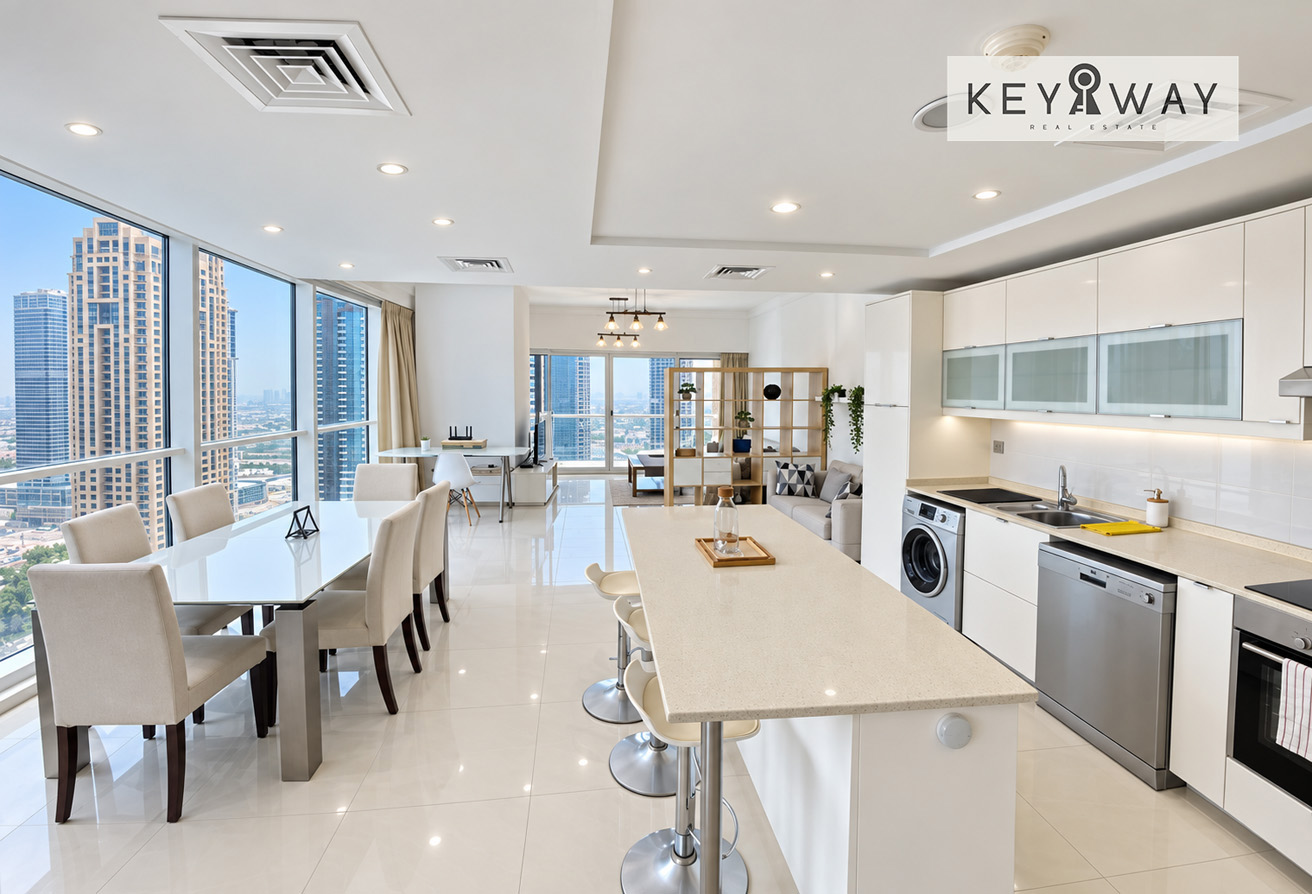 Stunning Lake View  on High Floor Large 1 Bedroom Apartment, Jumeirah Lake Towers