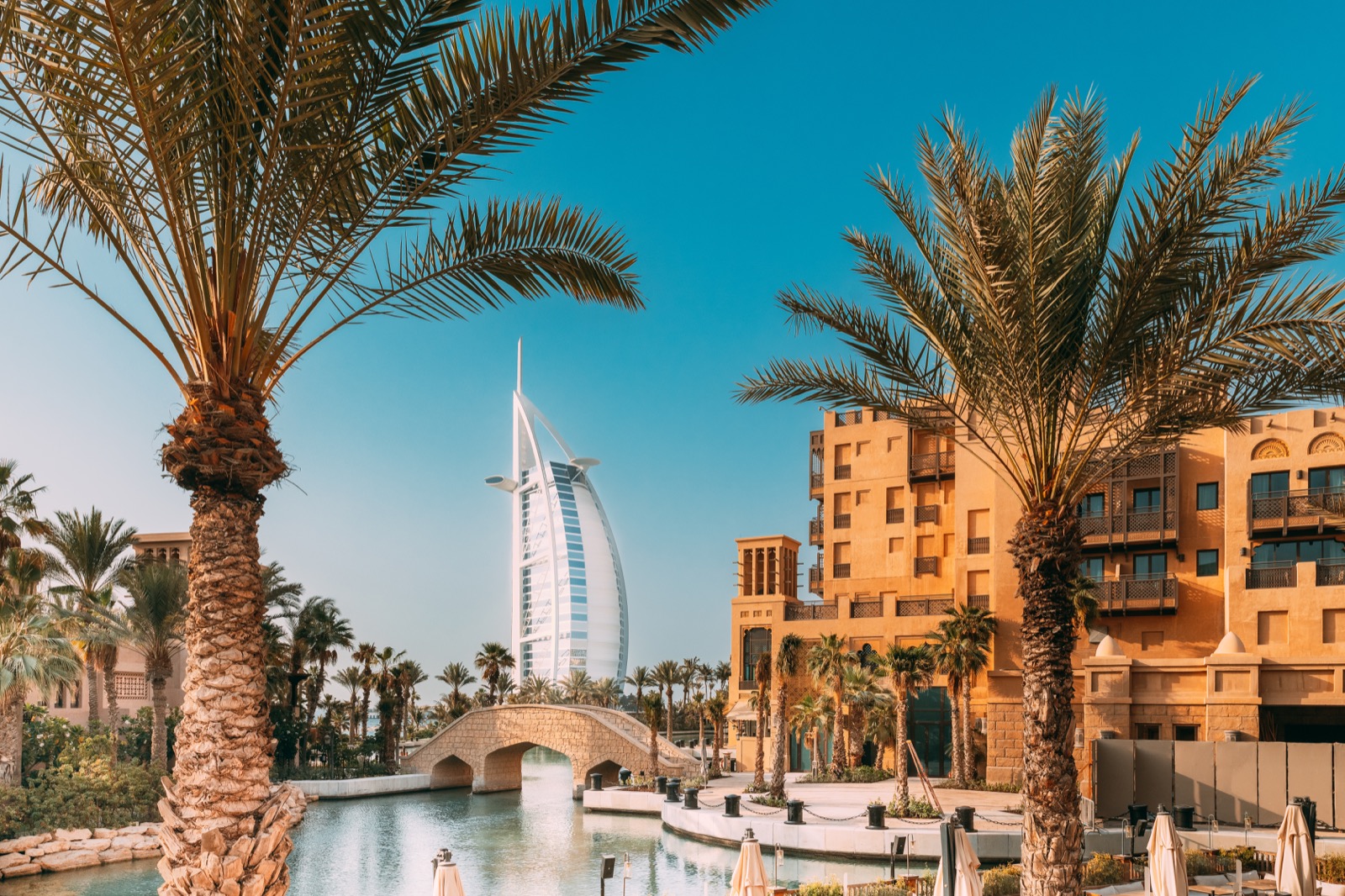 Prime waterfront community in Dubai